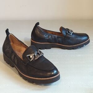 Vionic Cynthia Loafer Black‎ Leather size 7.5 90s Minimalism Chic Preppy Classic